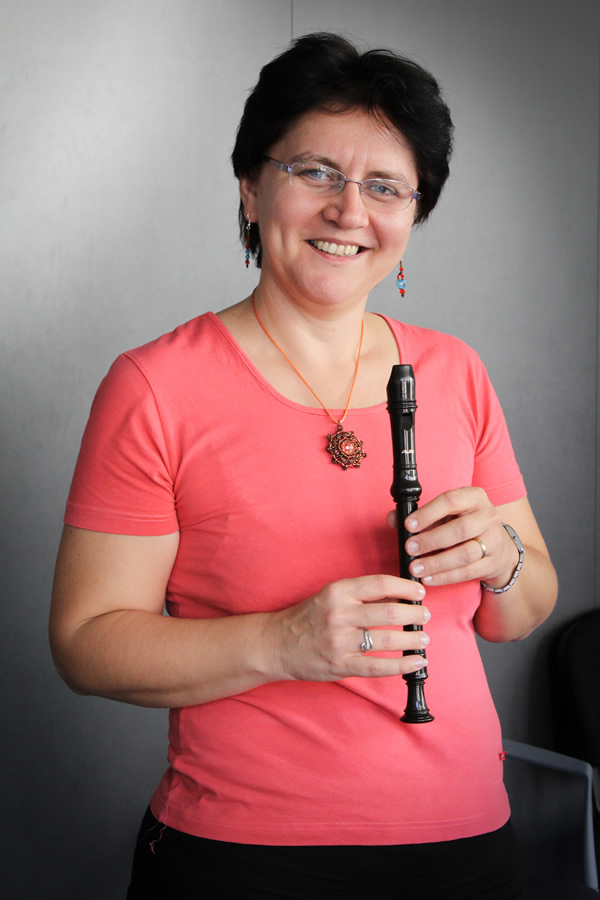 Falovacska Zeneovi Emesével